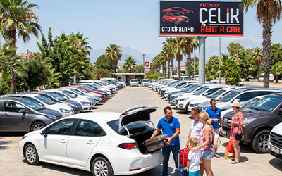 Yazın Antalya'da Araç Kiralamak: Sezon Öncesi Bilmeniz Gerekenler
